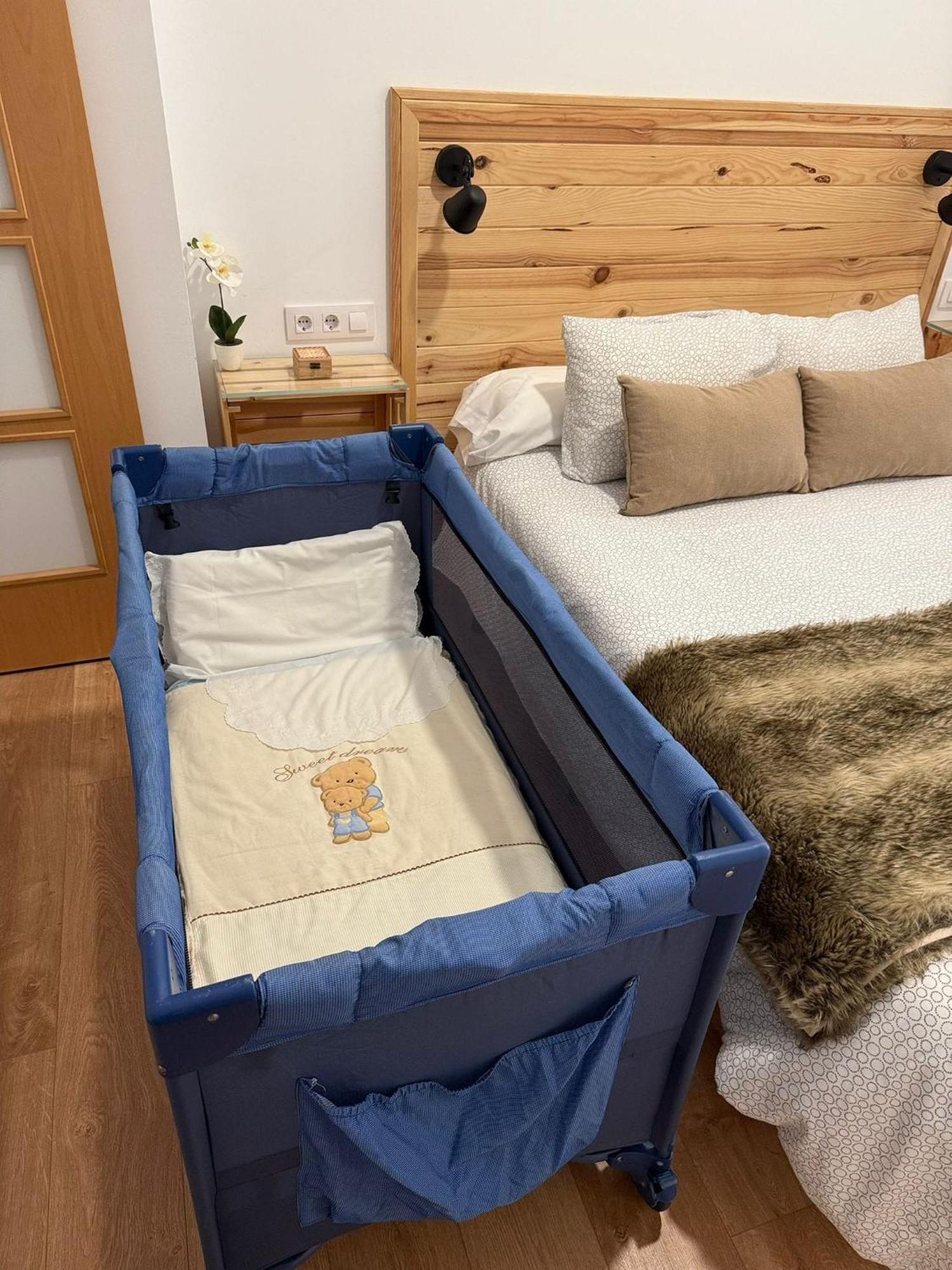 Apartamento Turistico Leo Baena Buitenkant foto